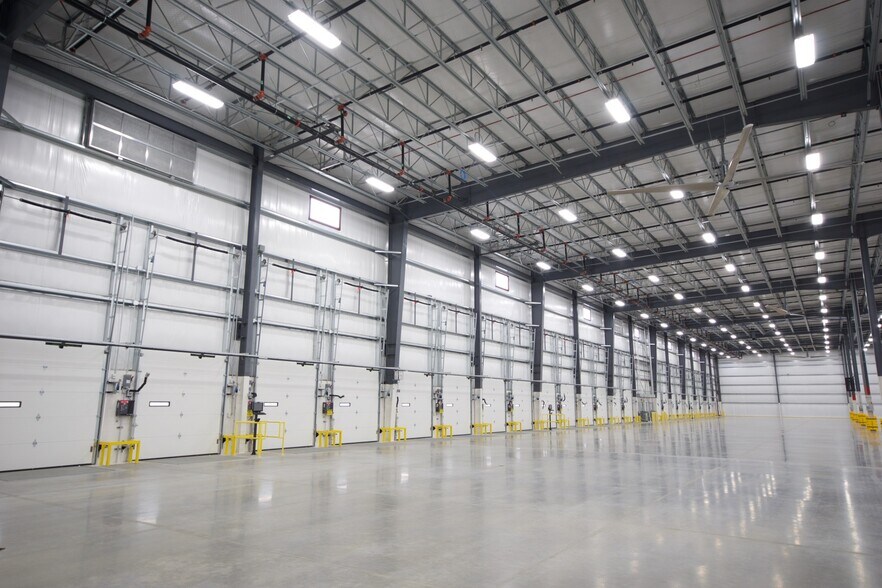 More Photos Of 175 Patriot Dr, Pittston Industrial For Sale