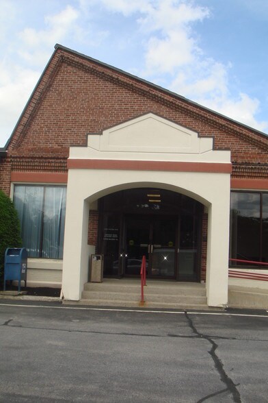 More Photos Of 200 Sutton St, North Andover Medical For Lease