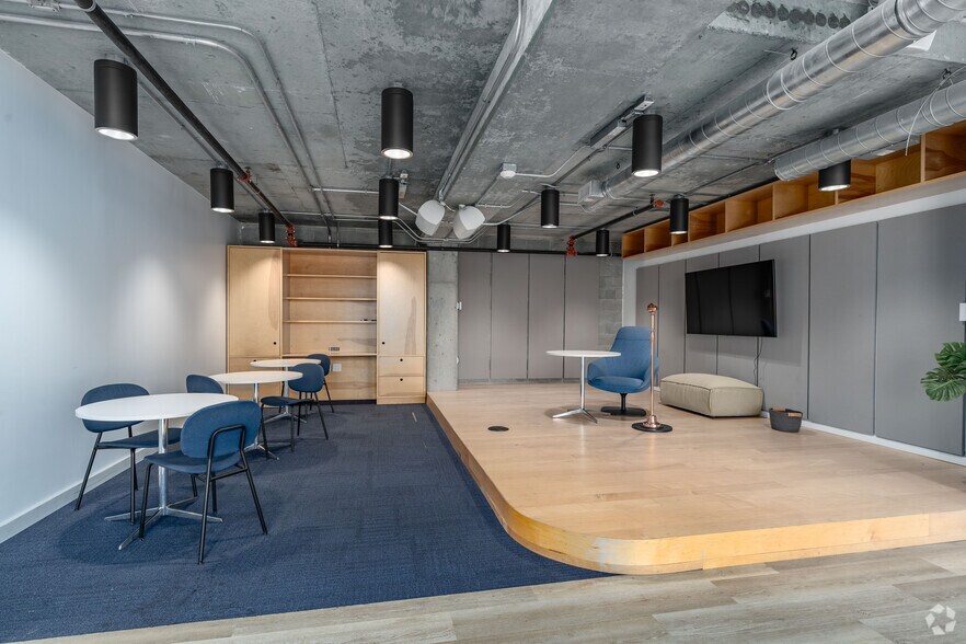More Photos Of 800 19th Ave South, Nashville Coworking Space