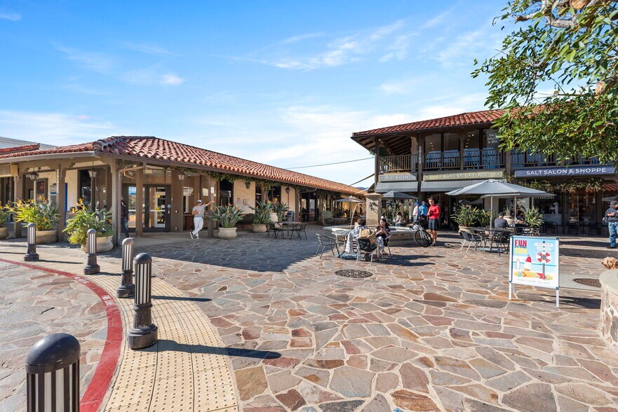 More Photos Of 29169-29211 Heathercliff Rd, Malibu Unknown For Lease