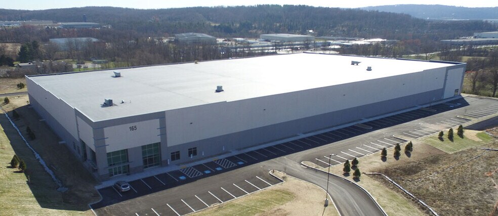 More Photos Of 165 Shady Ln, Manchester Distribution For Lease