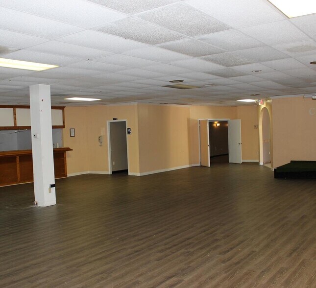 More Photos Of 3325 Plymouth St, Jacksonville Unknown For Lease