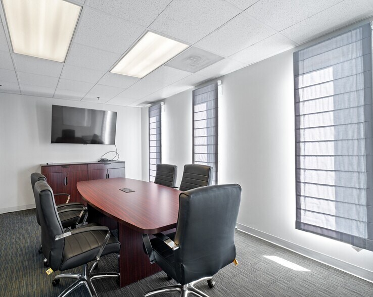 More Photos Of 3301 Buckeye Rd, Atlanta Office For Lease