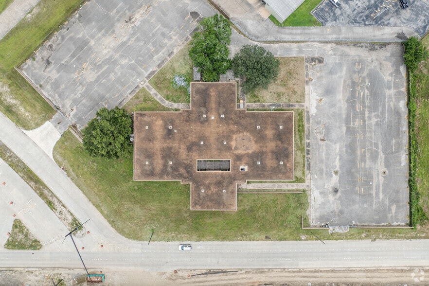 More Photos Of 3100 Gulf Fwy, La Marque Office For Sale