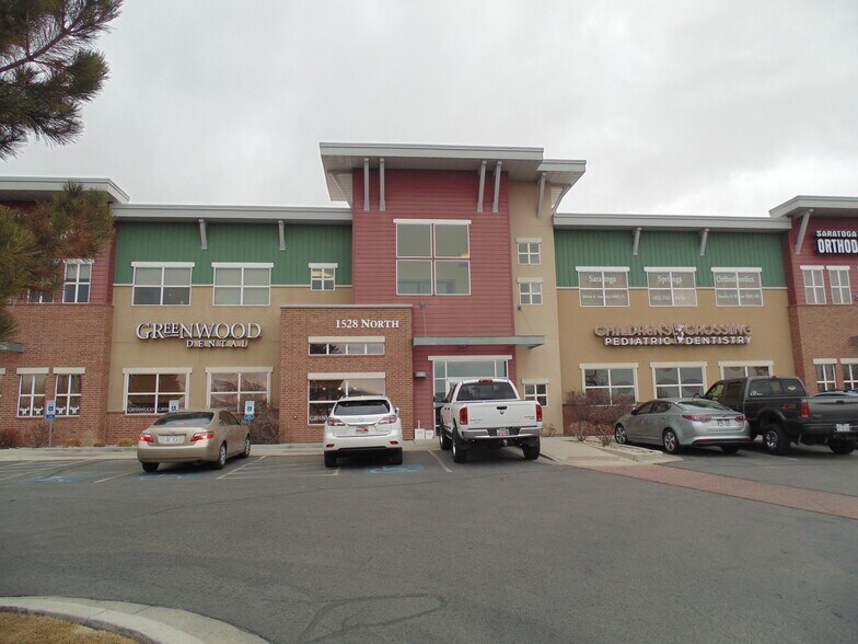 Primary Photo Of 1528 N Commerce Dr, Saratoga Springs Medical For Sale