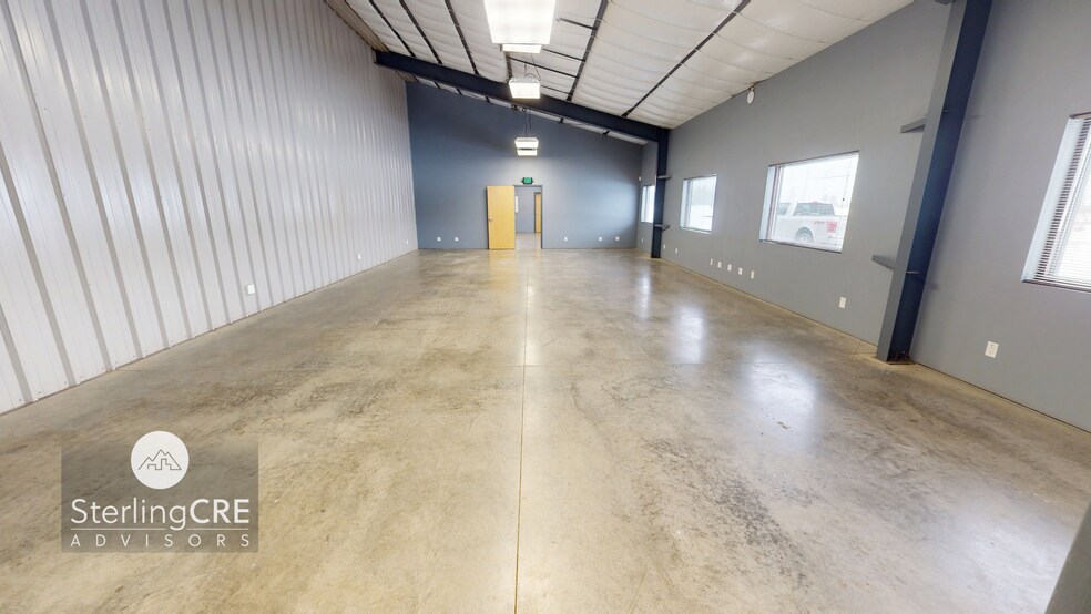 More Photos Of 8129 Cowboy Trl, Missoula Manufacturing For Sale