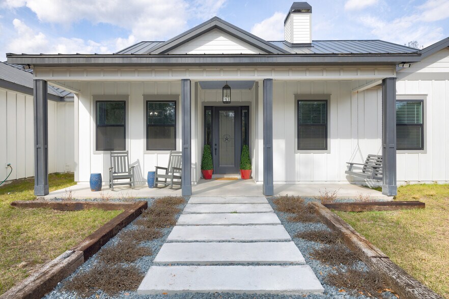 More Photos Of 6012 Long Branch Rd, Jacksonville Horse Stables For Sale