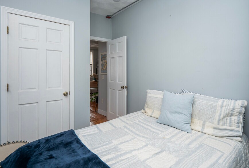 More Photos Of , Newport Multifamily For Sale