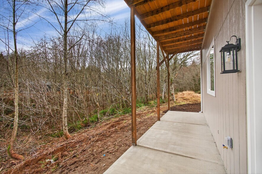 More Photos Of 11 Sun Crest Ln, Cathlamet Multifamily For Sale
