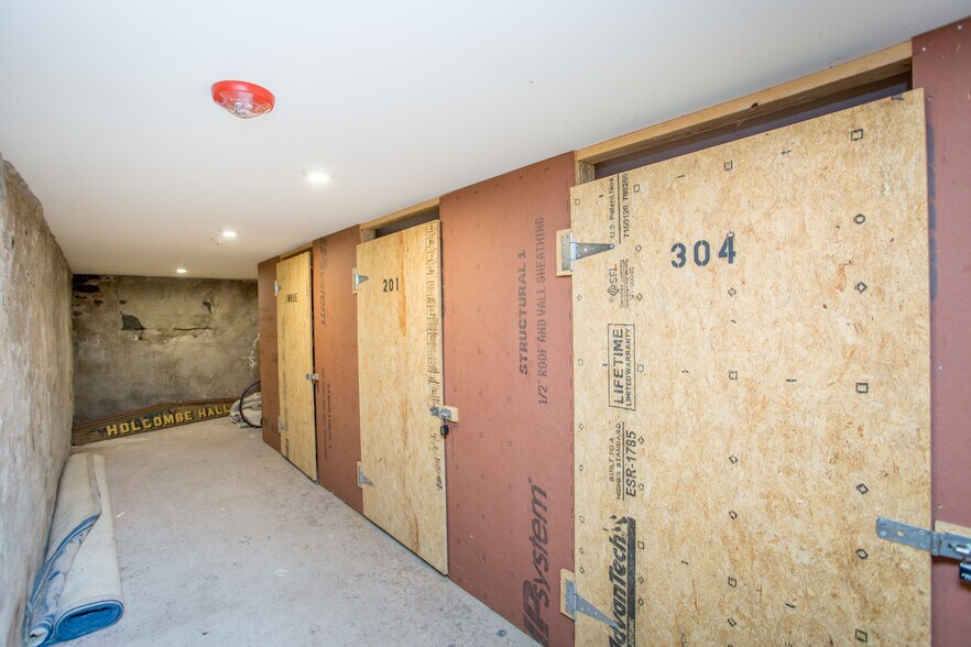 More Photos Of 71-75 N Main St, Lambertville Apartments For Lease