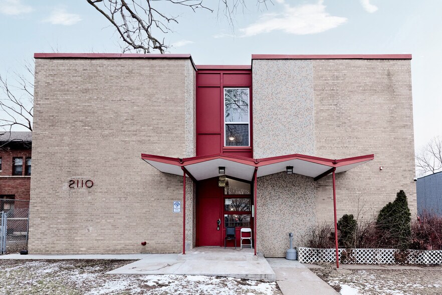 Primary Photo Of 2110 S Park Ave, Minneapolis Apartments For Sale
