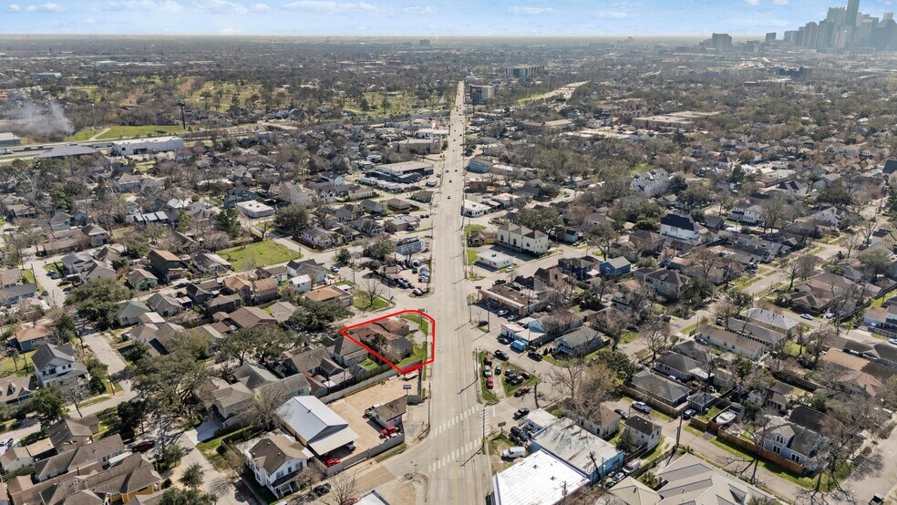More Photos Of 4110 N Main St, Houston Loft Creative Space For Sale
