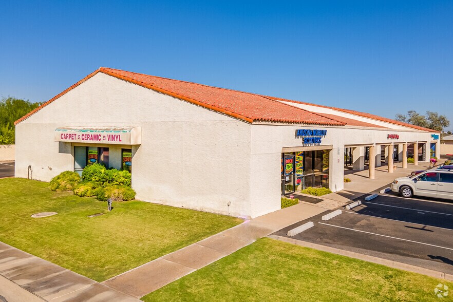 Primary Photo Of 9421 W Bell Rd, Sun City Unknown For Lease