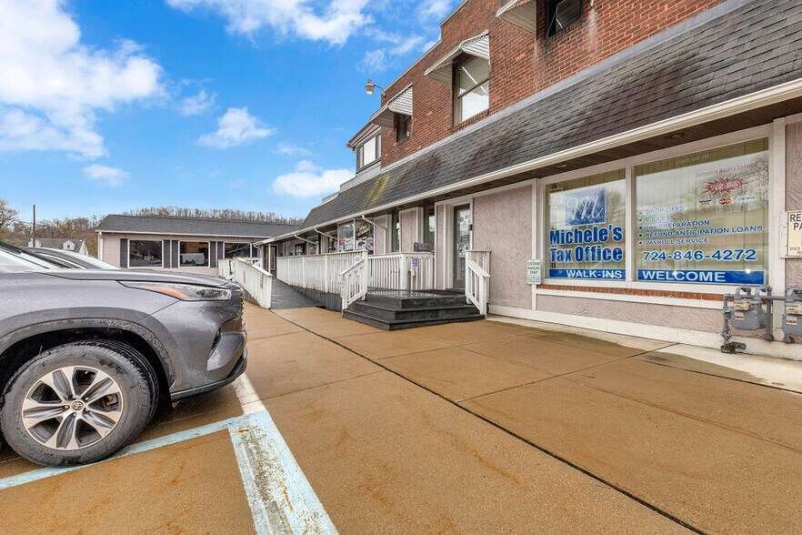 More Photos Of 3420 4th Ave, Beaver Falls Storefront Retail Office For Sale