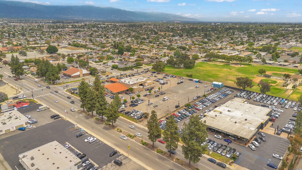 More Photos Of 10325 Central Ave, Montclair Auto Dealership For Lease
