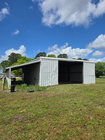 More Photos Of 2751 Joe Brown Hwy N, Chadbourn Flex For Lease