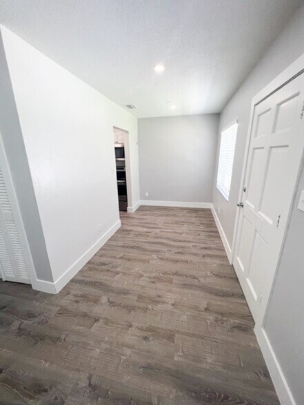 More Photos Of 3315-3331 SW 15th Ave, Fort Lauderdale Apartments For Sale