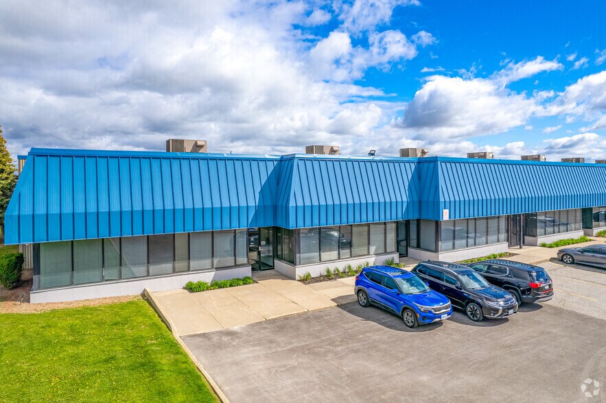 More Photos Of 70 Ironside Cres, Toronto Warehouse For Lease