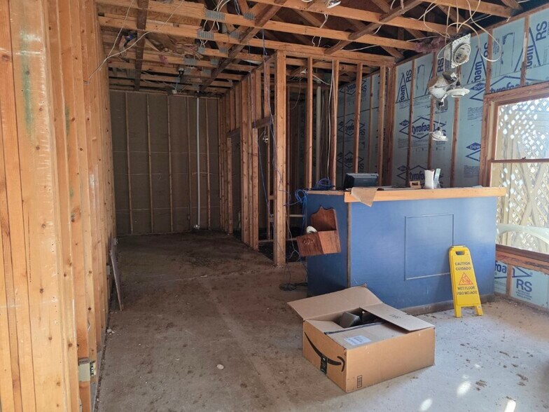 More Photos Of 182 Woodberry Rd Sw, Meadows Of Dan Hotel For Sale