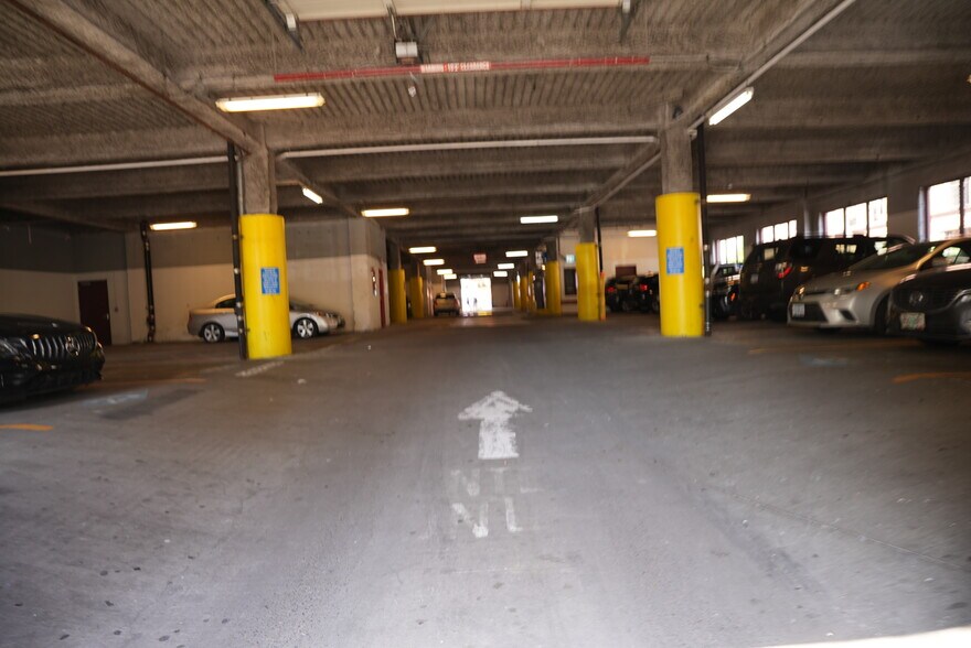 More Photos Of 222 SW Pine St, Portland Apartments For Sale