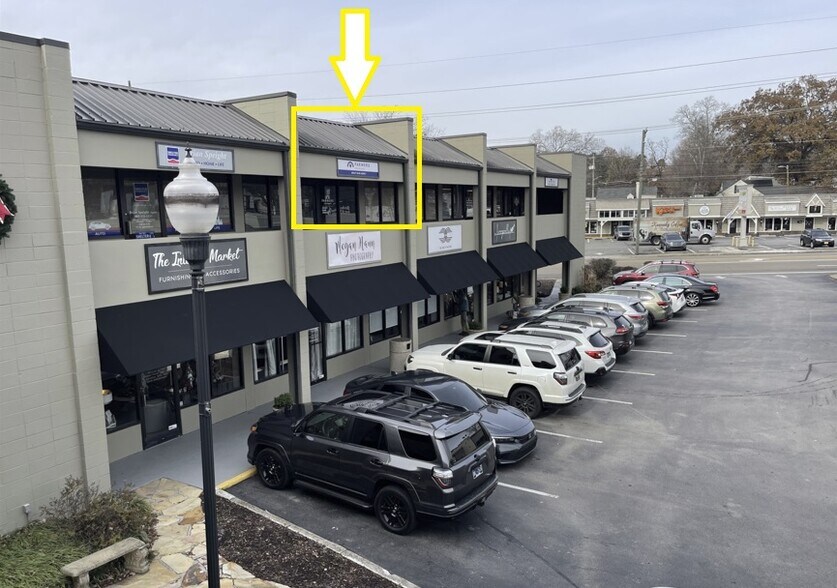 Primary Photo Of 5200-5204 Kingston Pike, Knoxville Unknown For Lease