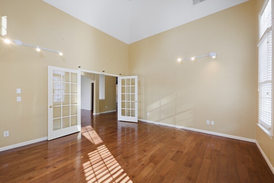 More Photos Of 6470 Georgia 400, Cumming Medical For Sale
