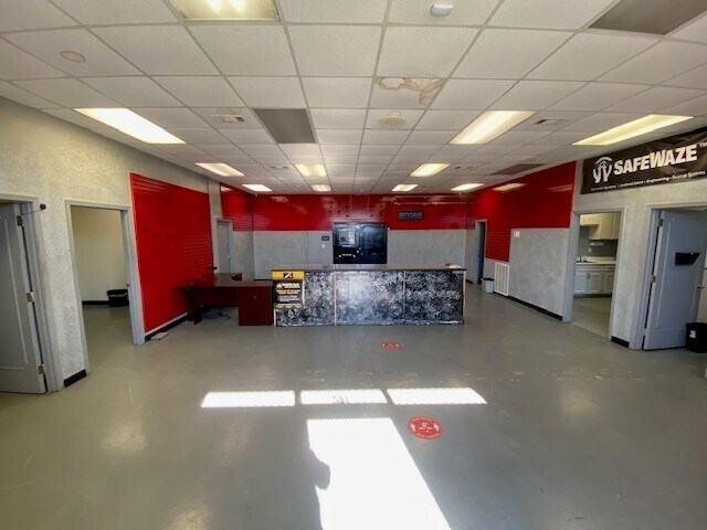 More Photos Of 541 Oliver Rd, Montgomery Flex For Lease