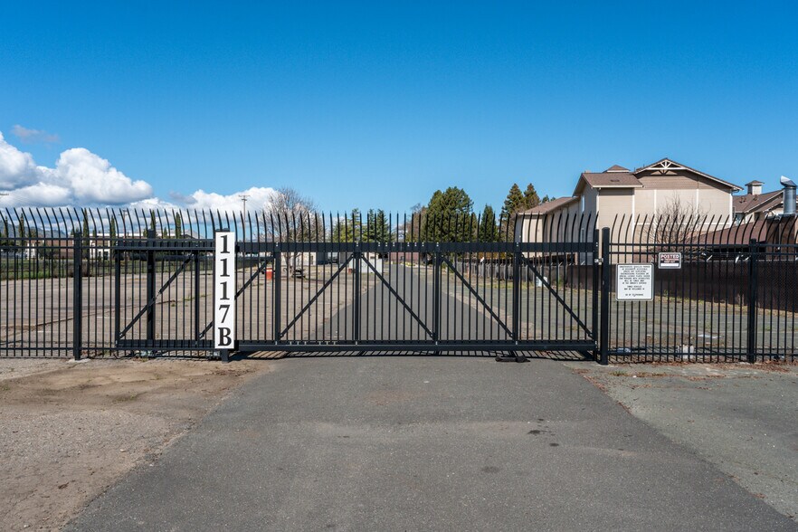 More Photos Of 1117 Commerce Dr, Ukiah Industrial For Sale