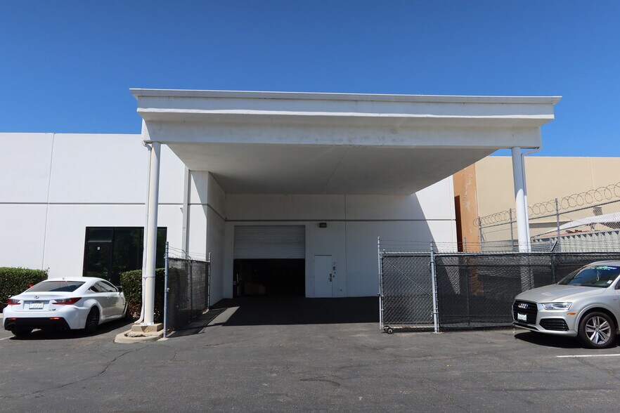 More Photos Of 14272 Chambers Rd, Tustin Industrial For Sale