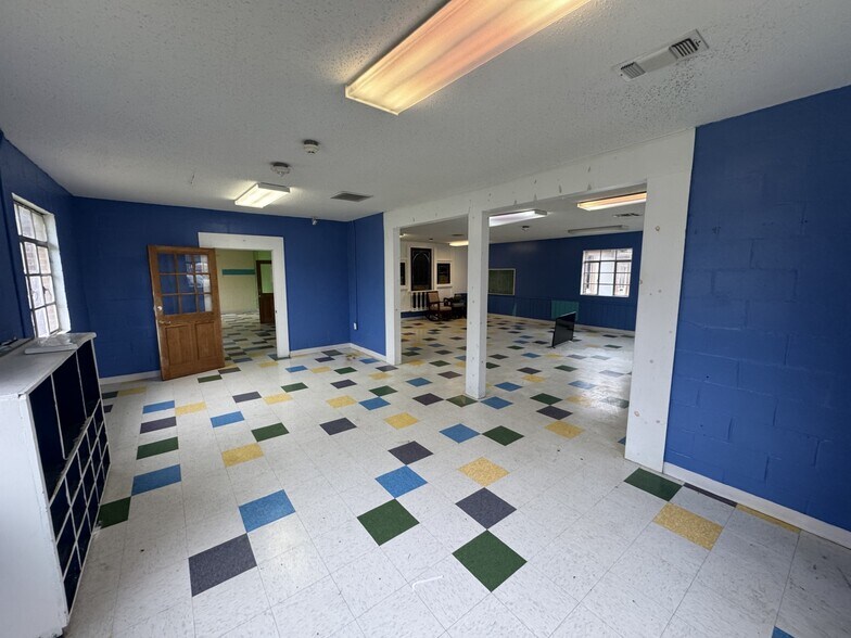 More Photos Of 1255 Camelia Ave, Baker Specialty For Sale