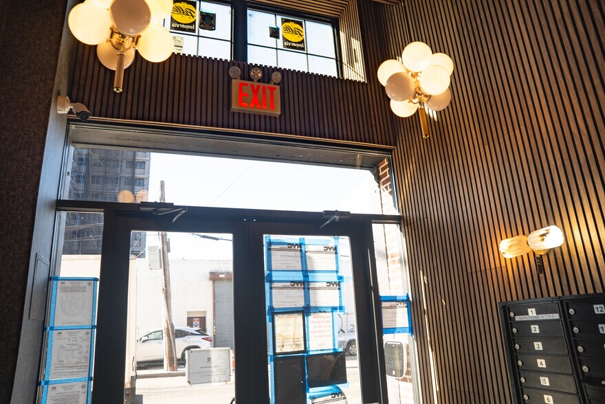 More Photos Of 42-45 12th St, Long Island City Manufacturing For Lease