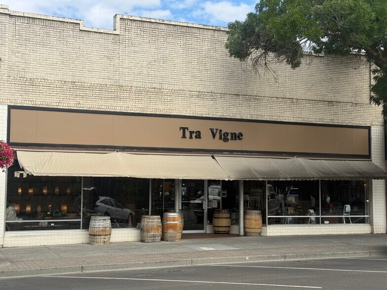 Primary Photo Of 115 E Main St, Walla Walla General Retail For Lease