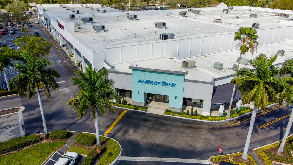 More Photos Of 4800 Sheridan St, Hollywood Unknown For Lease