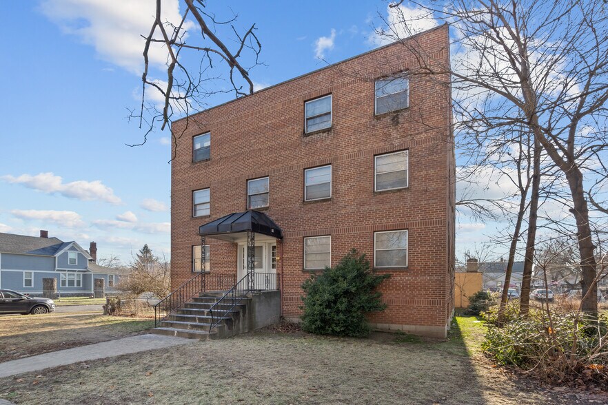 More Photos Of 903 W Spofford Ave, Spokane Apartments For Sale