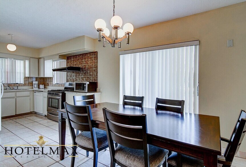 More Photos Of 653 Mandalay Ave, Clearwater Beach Hotel For Sale