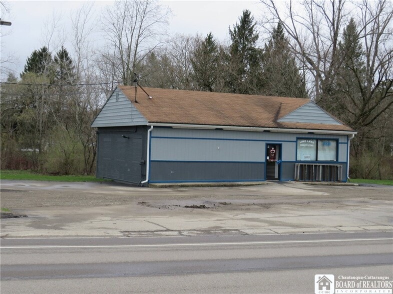 Primary Photo Of 9971 NY-16, Delevan Convenience Store For Sale