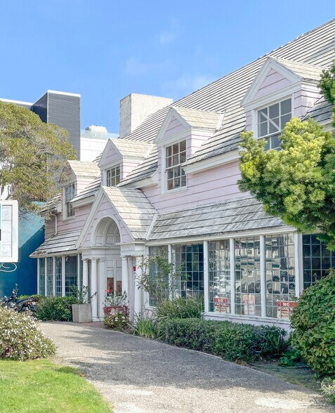 More Photos Of 4632 Telegraph Ave, Oakland General Retail For Sale