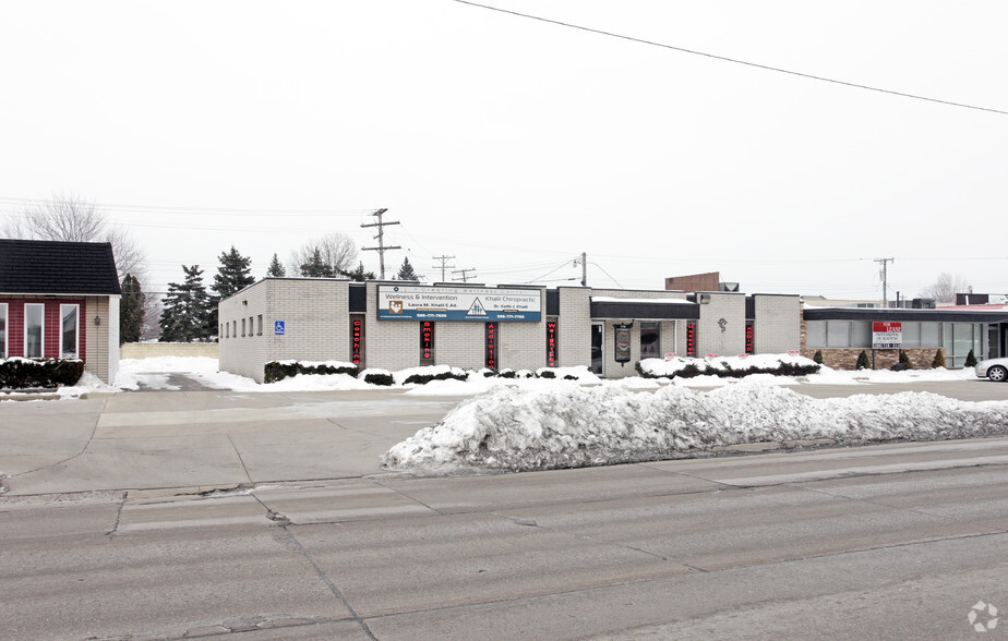 Primary Photo Of 22790 Kelly Rd, Eastpointe Office For Sale