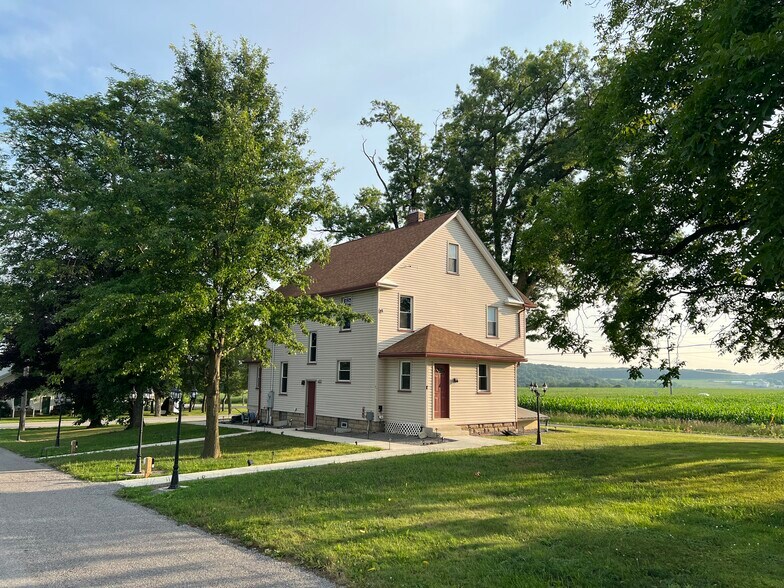 More Photos Of 5984 W South Range Rd, Salem Service For Sale