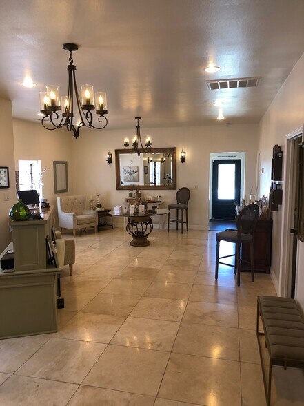 More Photos Of 668 E Redlands Blvd, Redlands Office For Sale