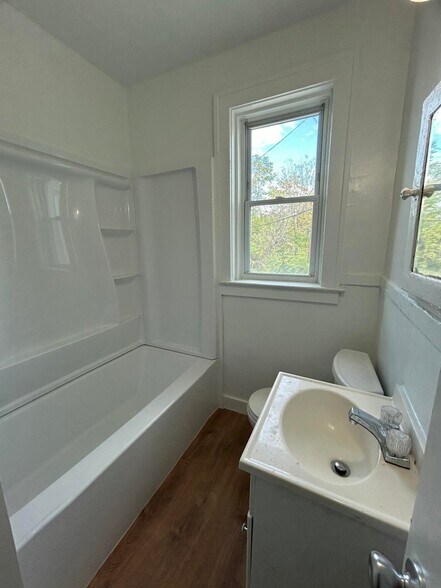 More Photos Of 3737 Scovel Pl, Detroit Apartments For Sale