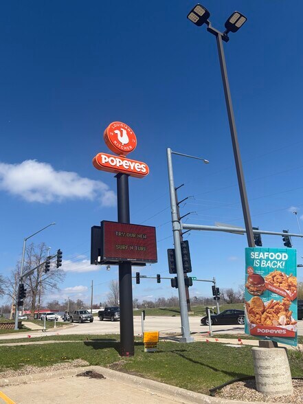 More Photos Of 3401 E Ave NW, Cedar Rapids Fast Food For Sale