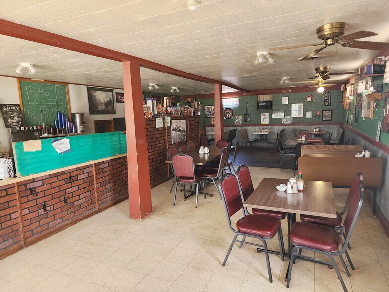 More Photos Of 624 S Main St, Caldwell Restaurant For Sale