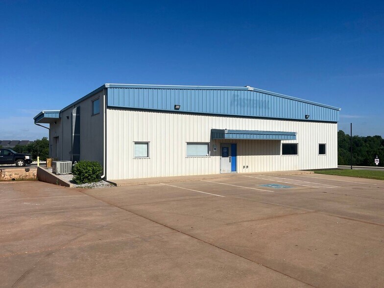 Primary Photo Of 7001 S Sooner Rd, Oklahoma City Warehouse For Sale
