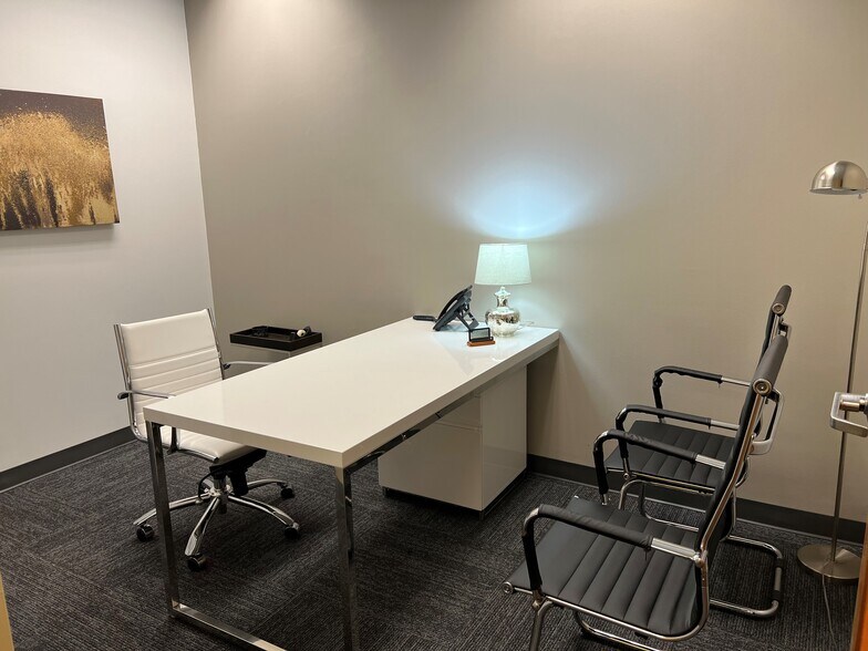 More Photos Of 9990 Coconut Rd, Estero Medical For Lease