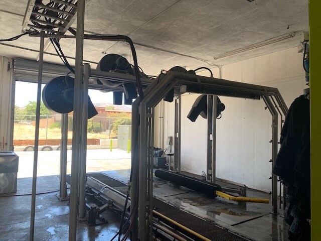 More Photos Of 144 E Palmdale Blvd, Palmdale Carwash For Sale