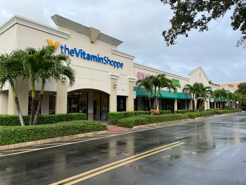 More Photos Of 5463 Lyons Rd, Coconut Creek Storefront For Lease