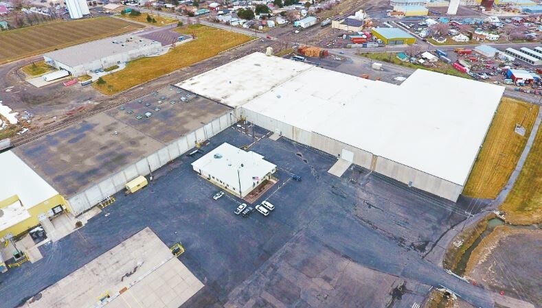 More Photos Of 430 7th Ave S, Buhl Manufacturing For Lease