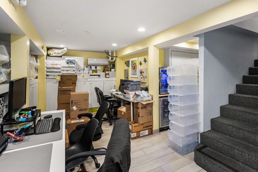 More Photos Of 615 E Chapman Ave, Orange Medical For Sale