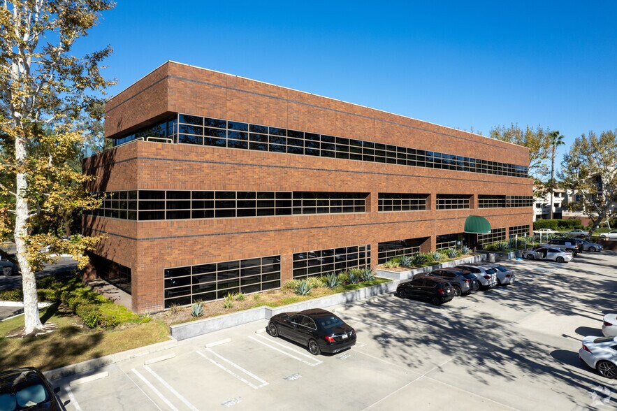 Primary Photo Of 21800 Burbank Blvd, Woodland Hills Office For Sale